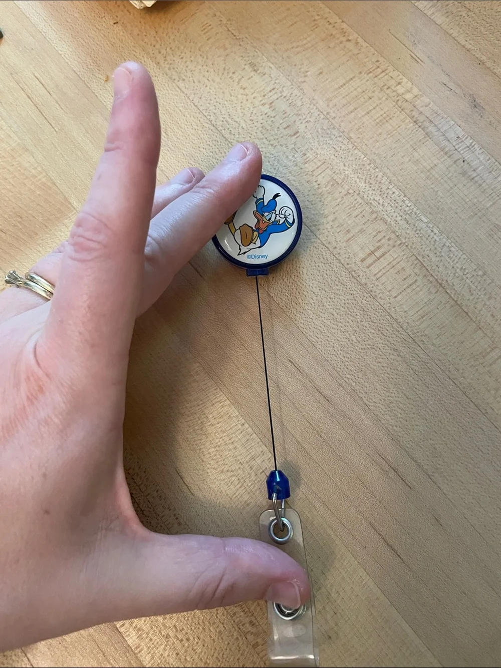 Disney Donald Duck Badge Reel in Navy and White